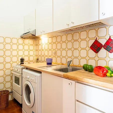 Livorno- Quartiere Venezia Lovely Apartment!